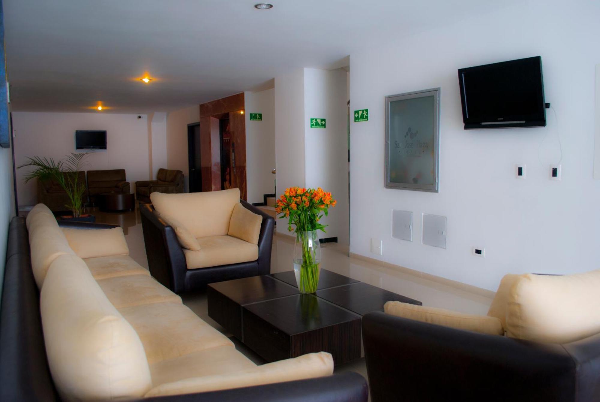Hotel San Jose Plaza Bucaramanga Exterior photo