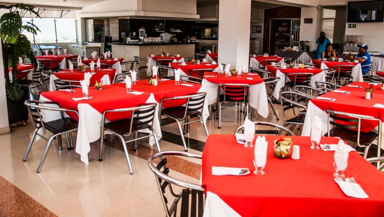 Hotel San Jose Plaza Bucaramanga Exterior photo